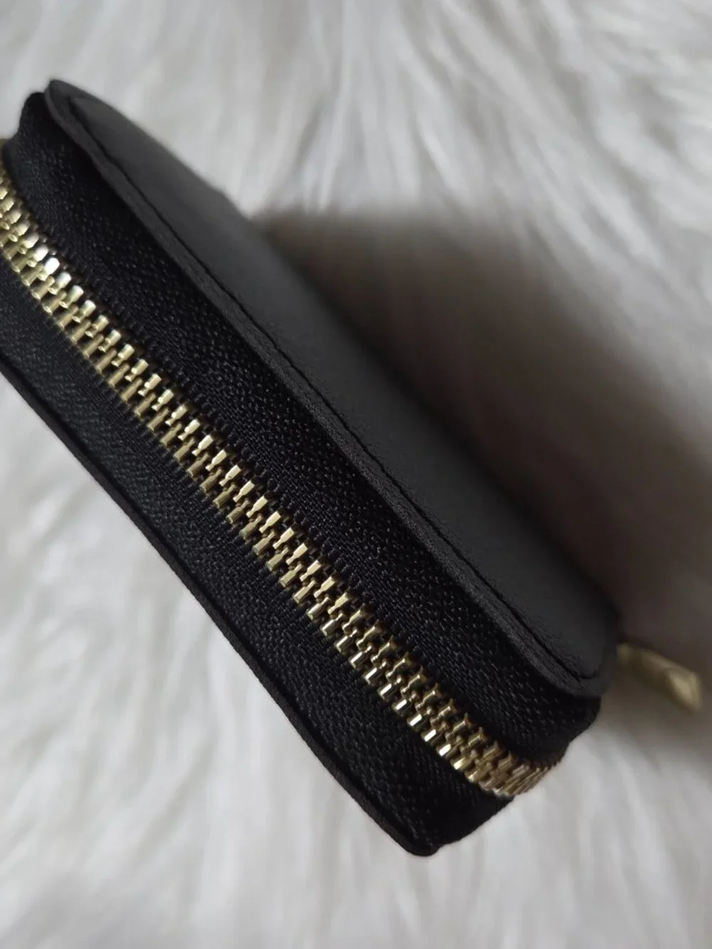 Black Accordion Style Card Holder